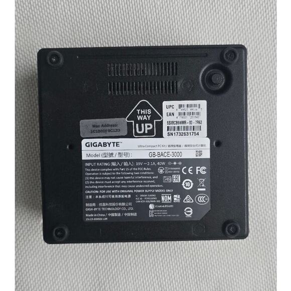 GIGABYTE BRIX Ultra Compact Kit PC Wireless Module Supports 2.5" Hard Drives - Picture 2 of 12